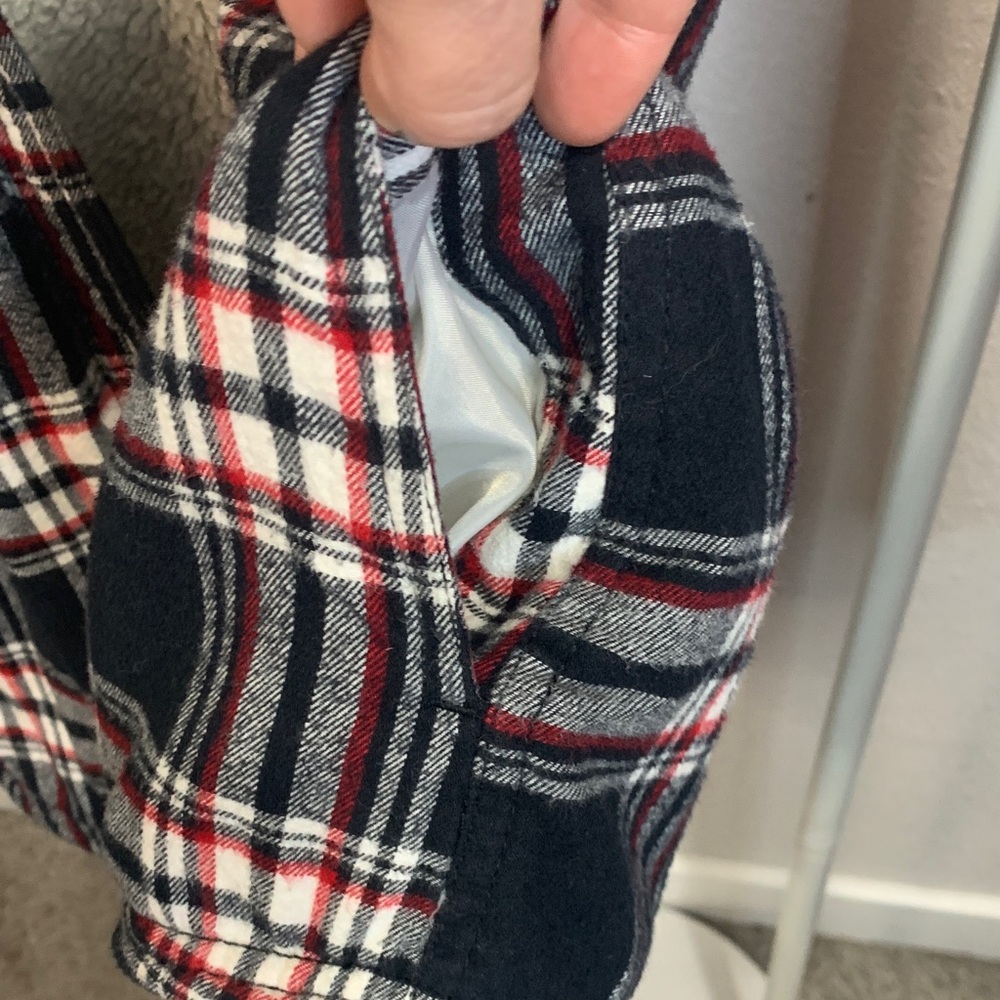 Boston Traders Plaid Hooded Sweatshirt - Black and Red - Picture 6 of 7